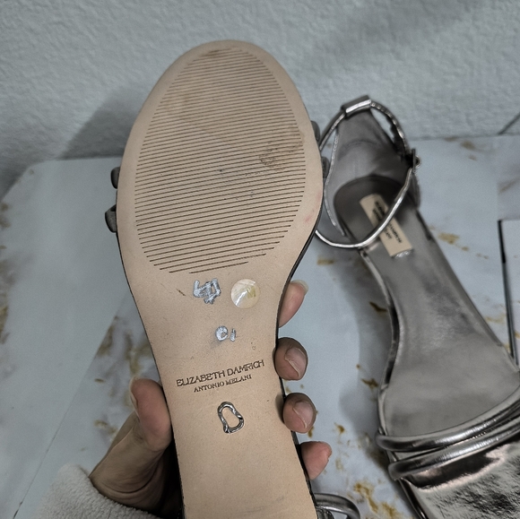 Ankle strapy sandals - Picture 6 of 6